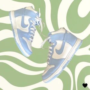 WOMENS BABY BLUE NIKE DUNKS 6.5